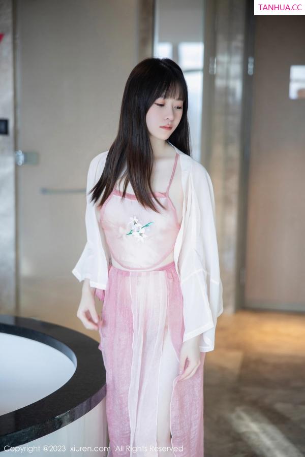   [XiuRen]高清写真图 2023.06.16 No.6926 林悠悠 新人古装第2张图片